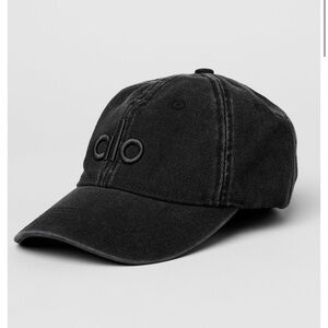Alo washed off duty cap black denim - vintage black